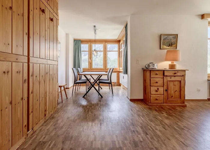 Tschuggenweg 10 * أروسا